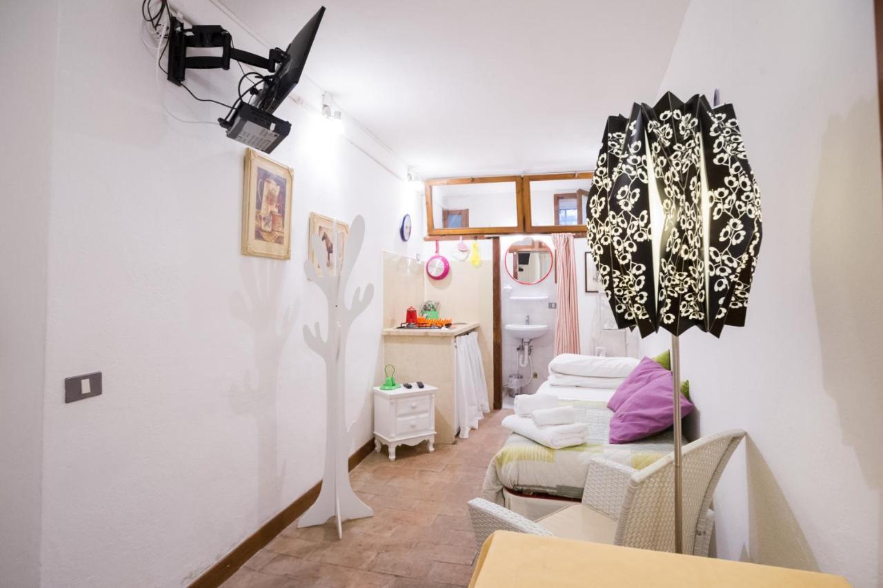Duomo Budget Apartment Орвието Екстериор снимка