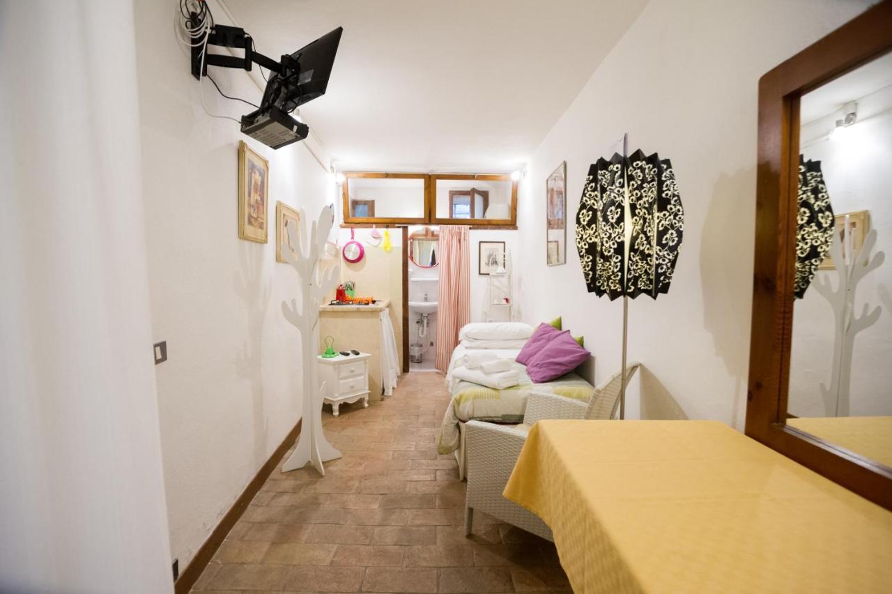 Duomo Budget Apartment Орвието Екстериор снимка