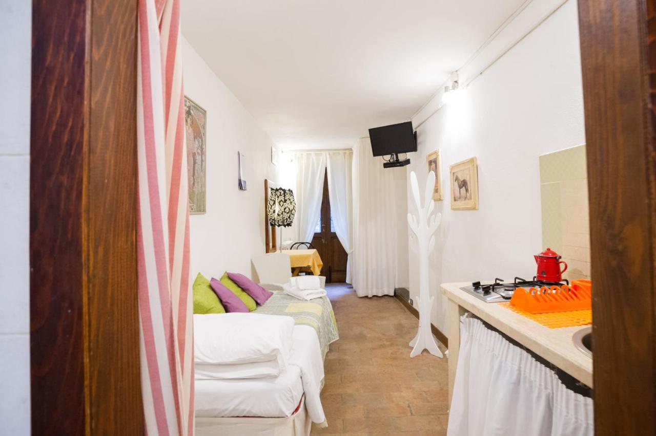 Duomo Budget Apartment Орвието Екстериор снимка